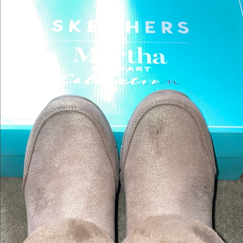 Skechers Tan and Gold Ankle Boots with Plush Lining - Picture 9 of 12